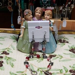 SALE! SET! Square Crystal Earrings/Bracelet Set!